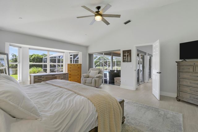 550 SE Ashley Oaks Way, Stuart, FL 34997
