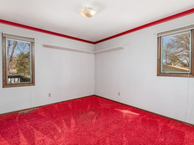 17210 13th Avenue N, Plymouth, MN 55447