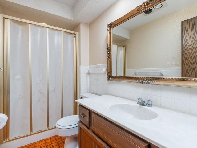 17210 13th Avenue N, Plymouth, MN 55447