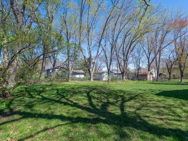 17210 13th Avenue N, Plymouth, MN 55447