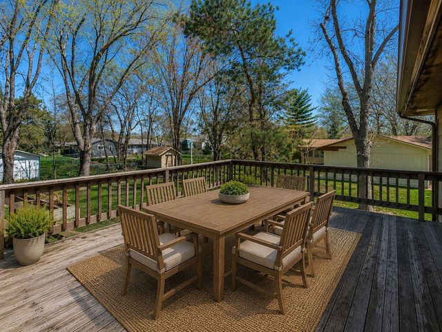 17210 13th Avenue N, Plymouth, MN 55447