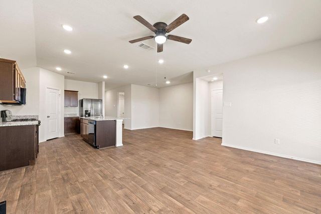 833 Adler WAY, San Marcos, TX 78666