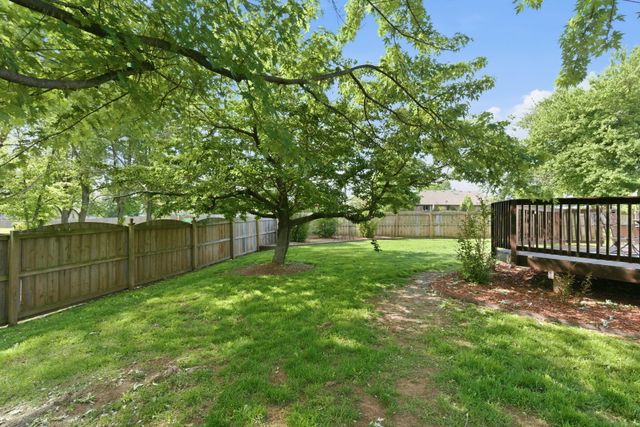 4980 S Forest Avenue, Springfield, MO 65810