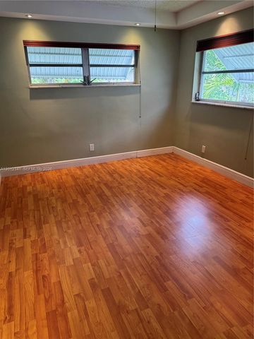 1010 NW 72nd Ter 0, Margate, FL 33063
