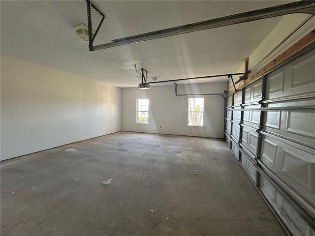 5463 Henning W Drive, Mobile, AL 36619