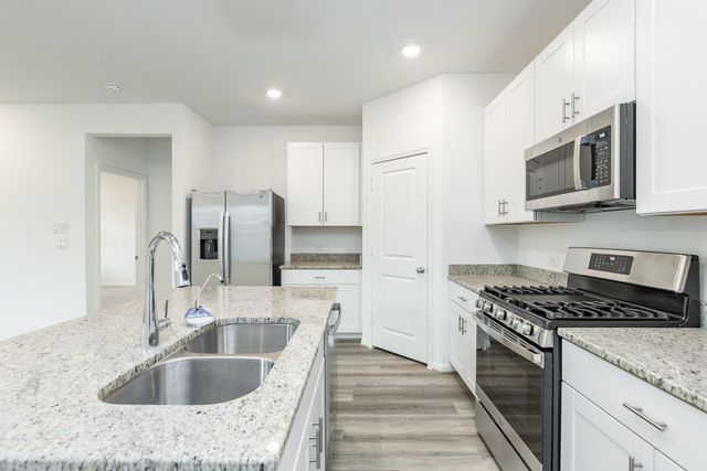 1818 Whispering River Drive, Missouri City, TX 77489