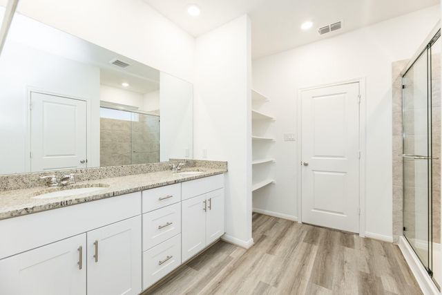 1818 Whispering River Drive, Missouri City, TX 77489