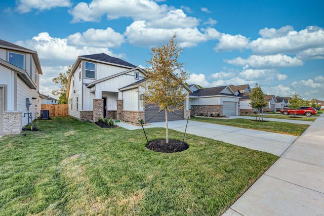 1818 Whispering River Drive, Missouri City, TX 77489