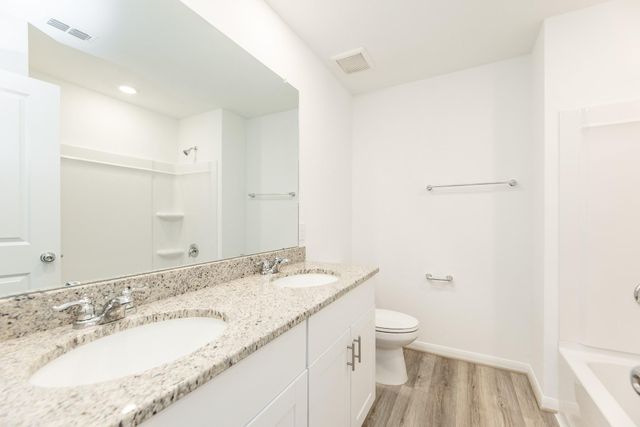 1818 Whispering River Drive, Missouri City, TX 77489