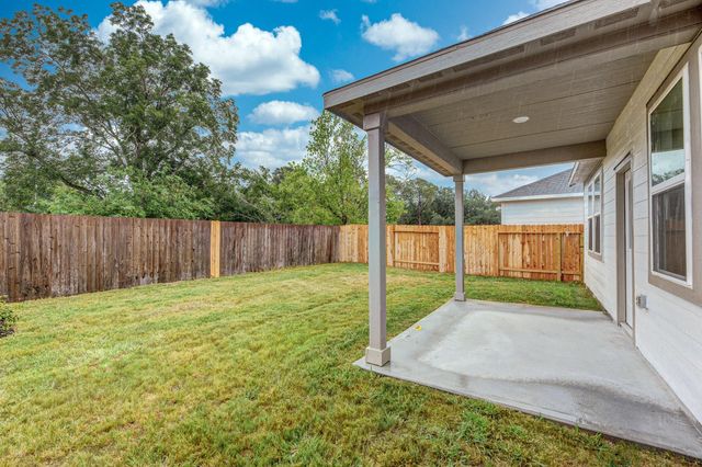 1818 Whispering River Drive, Missouri City, TX 77489