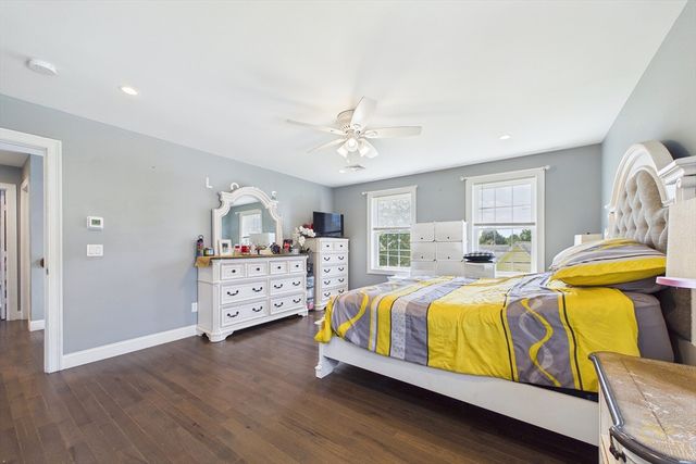 65 Armsby St, New Bedford, MA 02745
