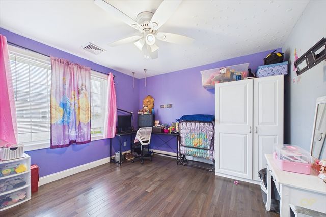 65 Armsby St, New Bedford, MA 02745