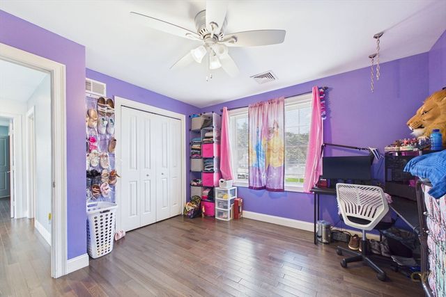 65 Armsby St, New Bedford, MA 02745