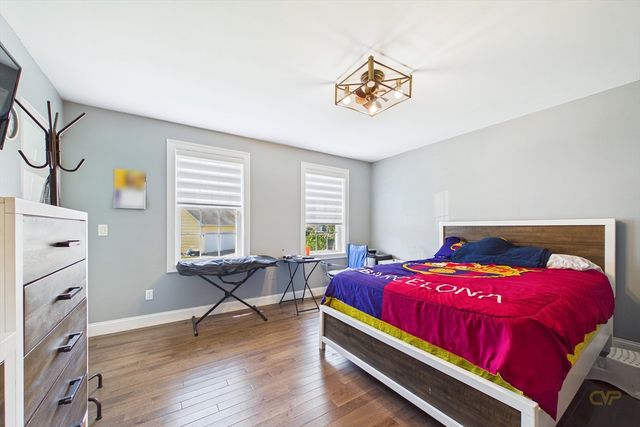 65 Armsby St, New Bedford, MA 02745