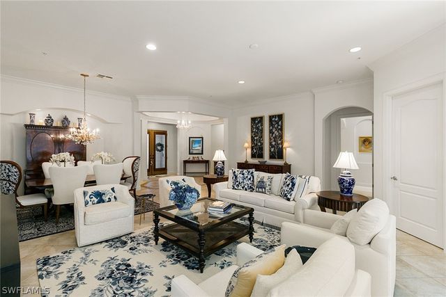 28540 Calabria CT 102, Naples, FL 34110