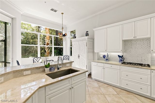 28540 Calabria CT 102, Naples, FL 34110