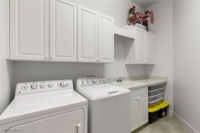 28540 Calabria CT 102, Naples, FL 34110