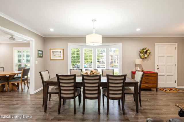 10303 Rock Falls Ct, Louisville, KY 40223