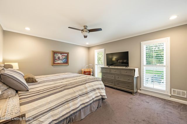 10303 Rock Falls Ct, Louisville, KY 40223