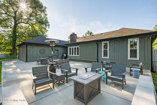 10303 Rock Falls Ct, Louisville, KY 40223