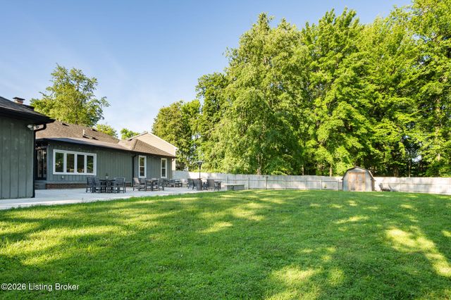 10303 Rock Falls Ct, Louisville, KY 40223