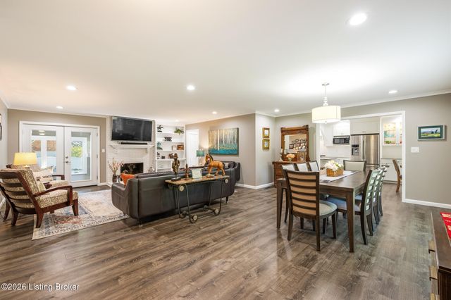 10303 Rock Falls Ct, Louisville, KY 40223