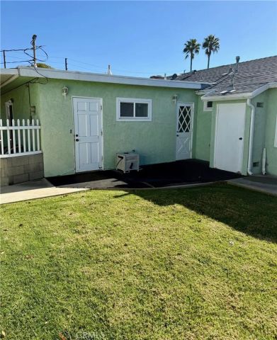 810 Congress, Costa Mesa, CA 92627