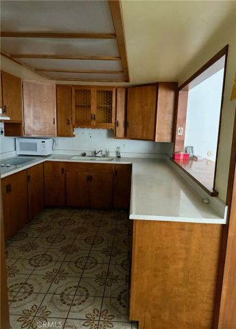 810 Congress, Costa Mesa, CA 92627