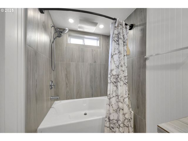 4989 CONE Ave, Eugene, OR 97402