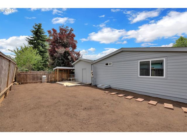 4989 CONE Ave, Eugene, OR 97402