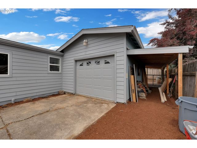 4989 CONE Ave, Eugene, OR 97402