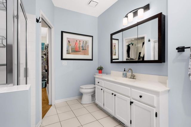 523 Lovell Avenue, Roseville, MN 55113