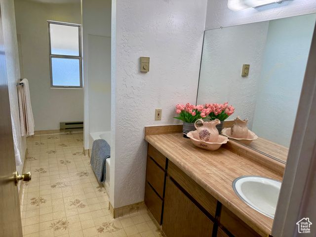 690 E 500 S, Fillmore, UT 84631