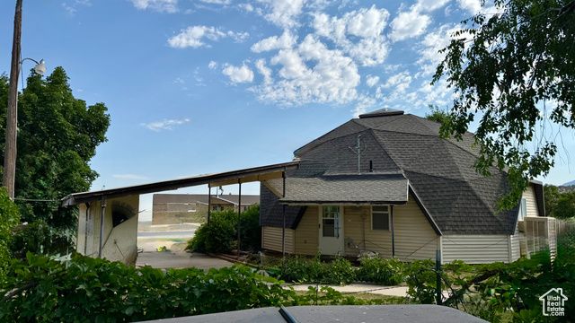 690 E 500 S, Fillmore, UT 84631