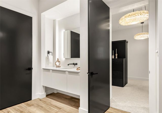 11851 Hopes Creek, College Station, TX 77845