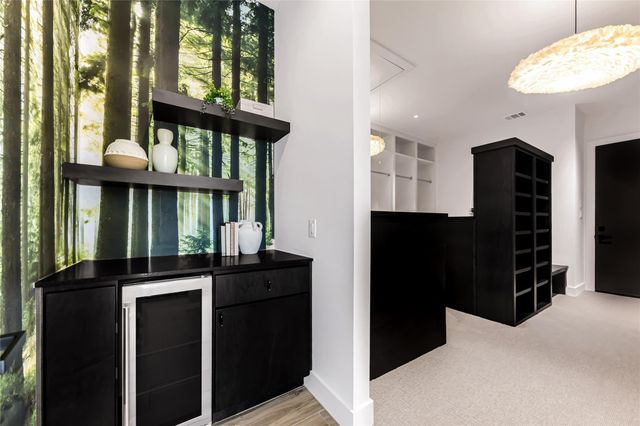 11851 Hopes Creek, College Station, TX 77845