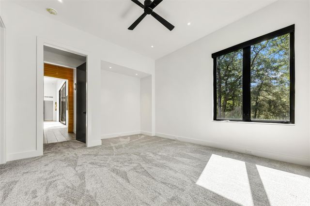 11851 Hopes Creek, College Station, TX 77845