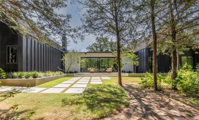 11851 Hopes Creek, College Station, TX 77845