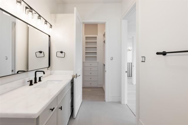 4923 Mimosa Street, Bellaire, TX 77401