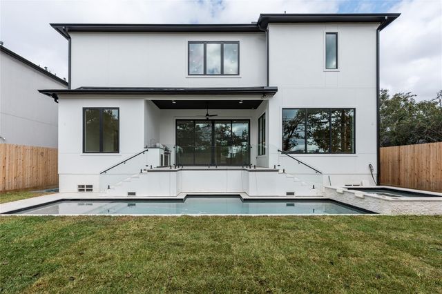 4923 Mimosa Street, Bellaire, TX 77401