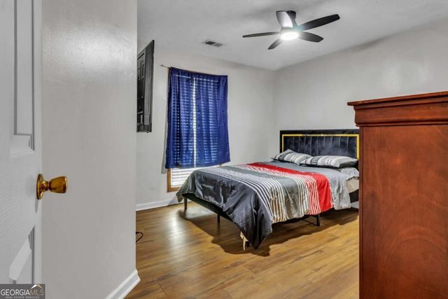 1376 Peninsula Trace, Lawrenceville, GA 30044