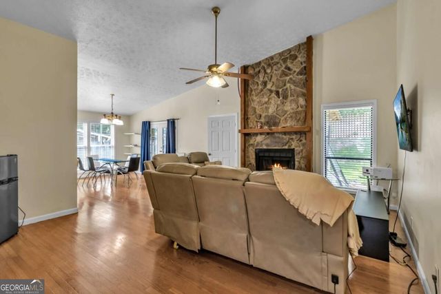 1376 Peninsula Trace, Lawrenceville, GA 30044