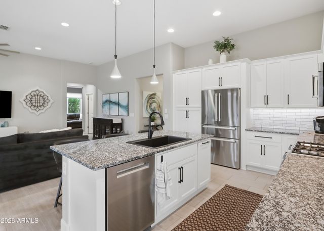 16819 W BERKELEY Road, Goodyear, AZ 85395