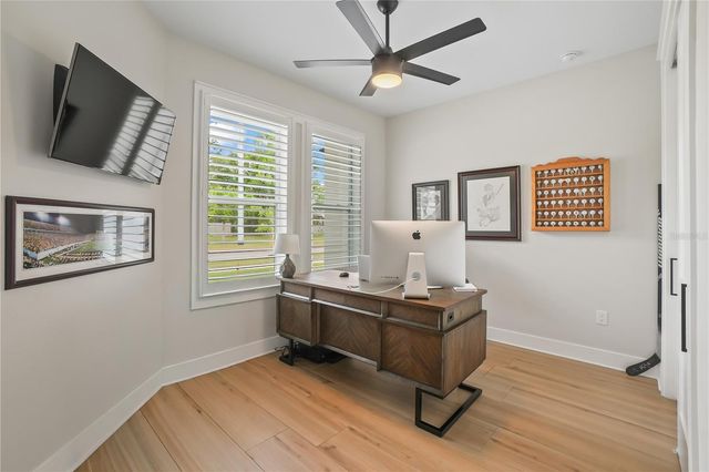 2115 N LINCOLN AVENUE, Tampa, FL 33607