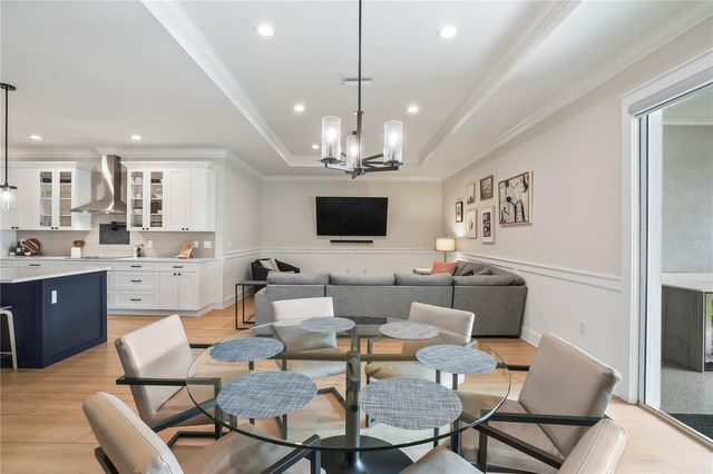 2115 N LINCOLN AVENUE, Tampa, FL 33607