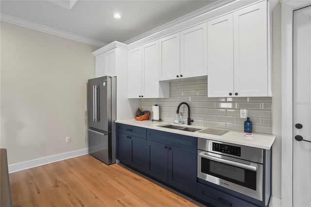 2115 N LINCOLN AVENUE, Tampa, FL 33607