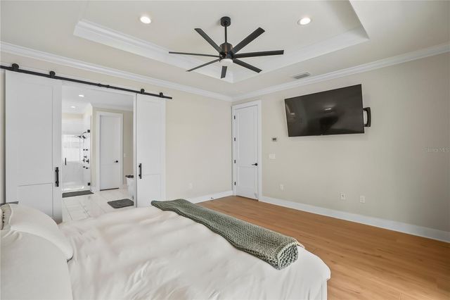 2115 N LINCOLN AVENUE, Tampa, FL 33607