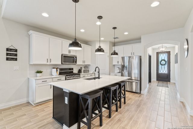 2130 dalhart, San Antonio, TX 78253