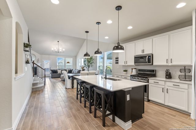 2130 dalhart, San Antonio, TX 78253