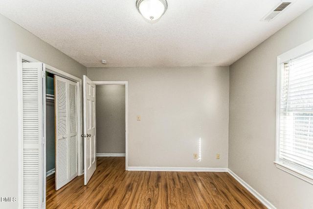 812 Sanderson Drive, Durham, NC 27704